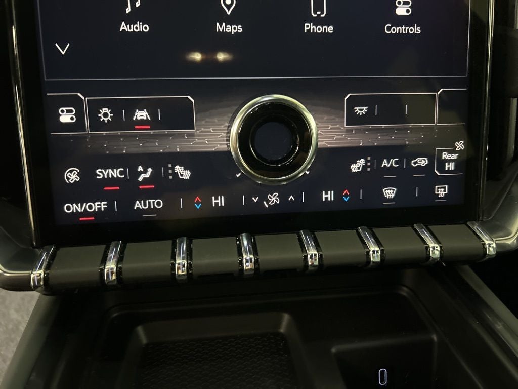 2025 GMC Acadia AT4