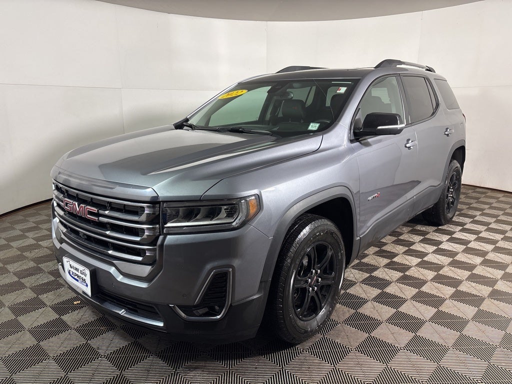 2022 GMC Acadia AT4