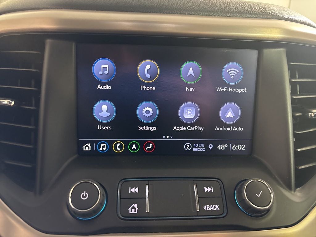 2023 GMC Acadia Denali