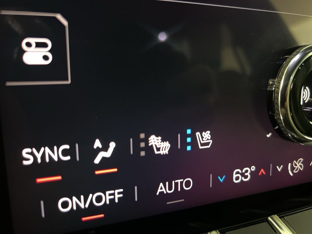 2025 GMC Yukon Denali Ultimate