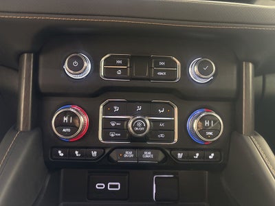 2024 GMC Yukon XL AT4