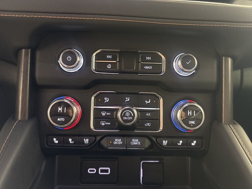 2024 GMC Yukon XL AT4