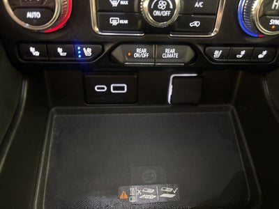 2024 GMC Yukon XL AT4