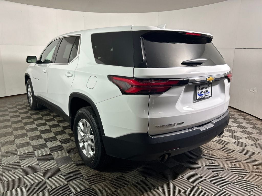 2023 Chevrolet Traverse LS