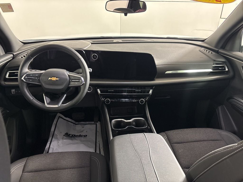 2025 Chevrolet Traverse LT 2LT