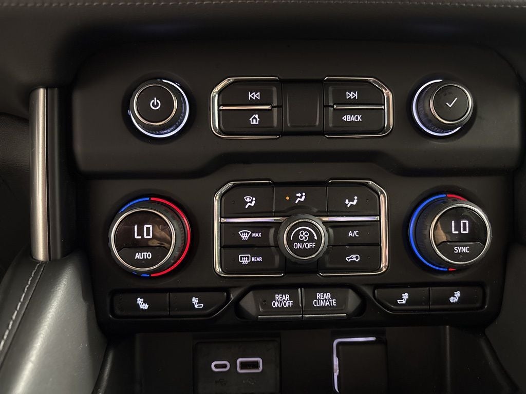 2021 Chevrolet Suburban LT