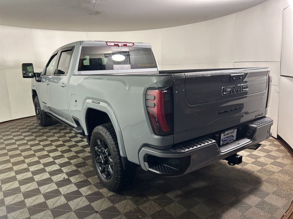 2025 GMC Sierra 2500HD AT4