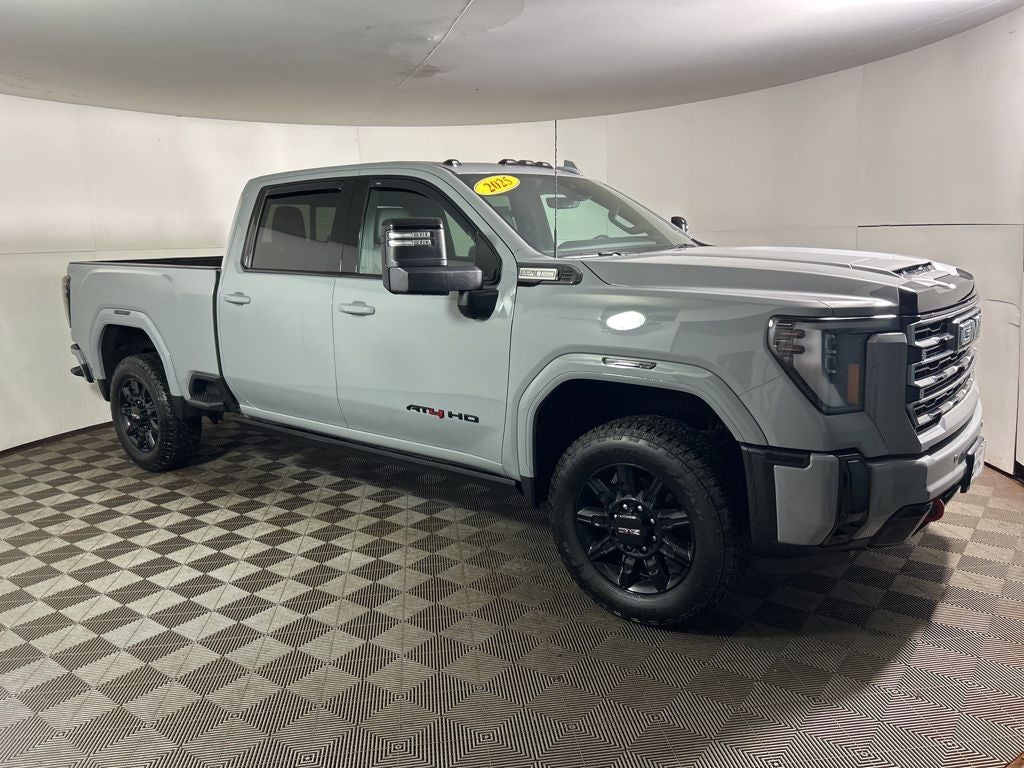 2025 GMC Sierra 2500HD AT4