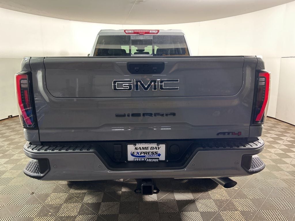 2025 GMC Sierra 2500HD AT4