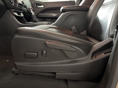 2022 GMC Canyon AT4 w/Leather