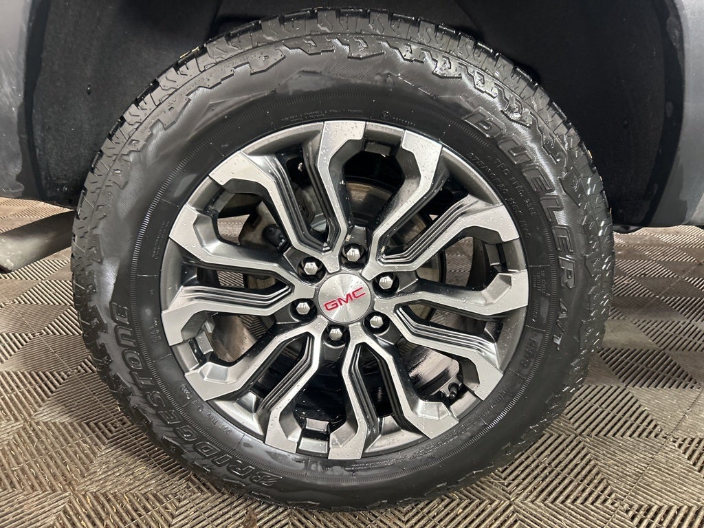 2023 GMC Canyon Denali