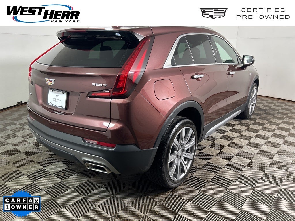 2023 Cadillac XT4 Premium Luxury