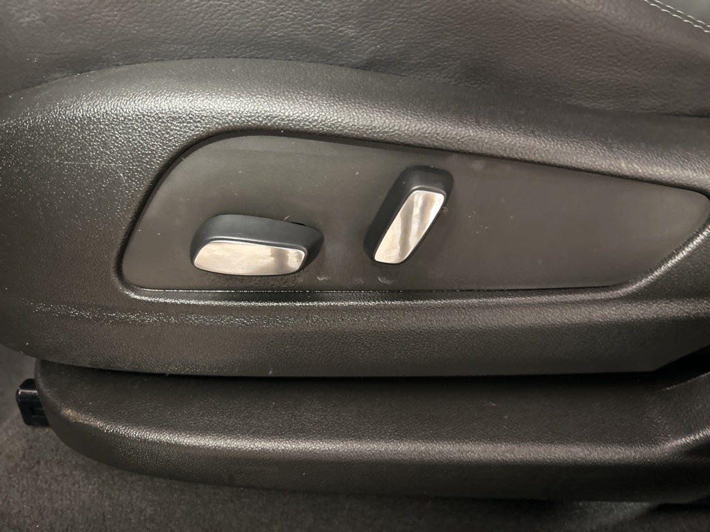 2024 Cadillac XT5 Luxury