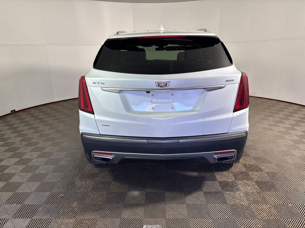 2022 Cadillac XT5 Premium Luxury