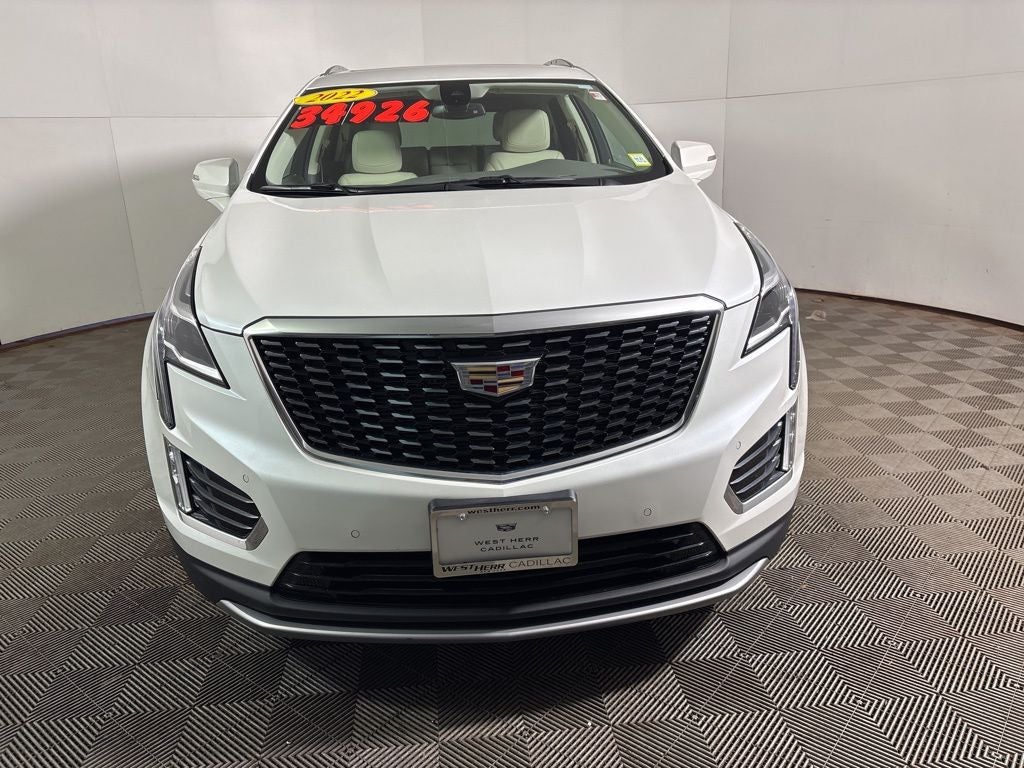 2022 Cadillac XT5 Premium Luxury