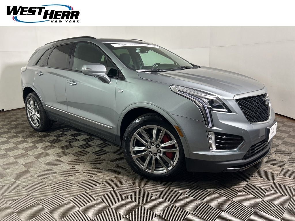 2023 Cadillac XT5 Sport