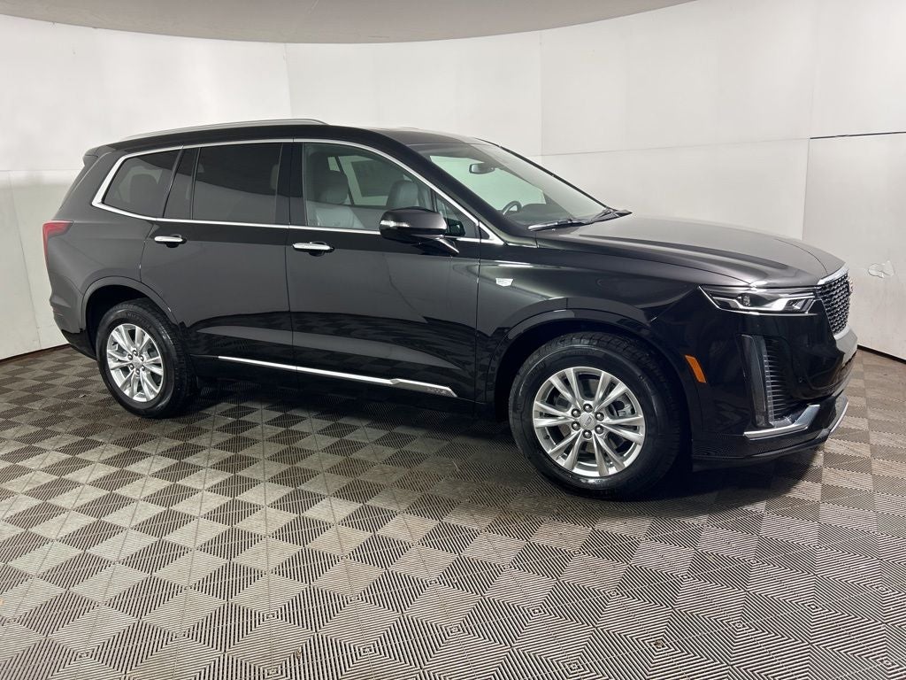 2024 Cadillac XT6 Luxury