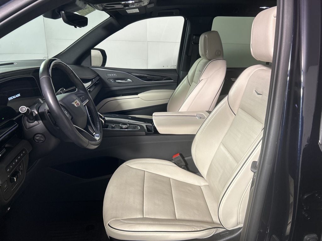 2023 Cadillac Escalade Sport