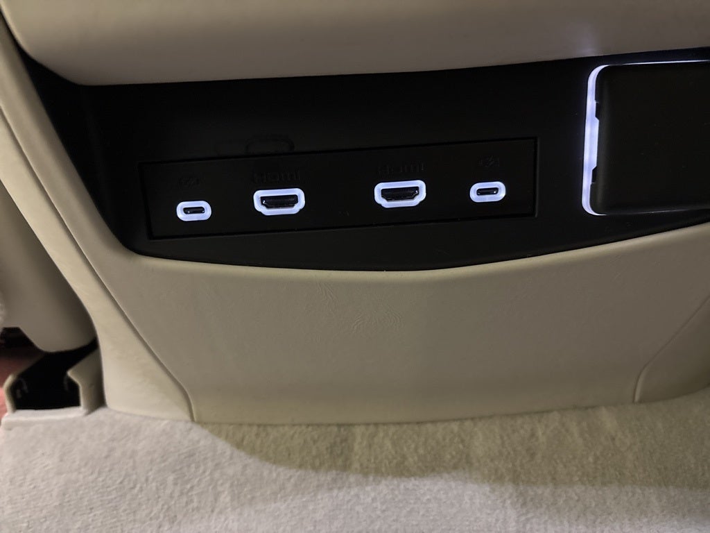 2023 Cadillac Escalade Sport Platinum