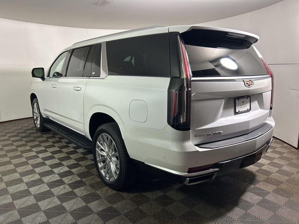 2023 Cadillac Escalade ESV Premium