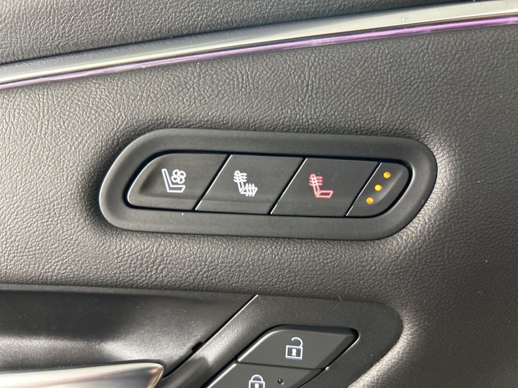 2023 Cadillac Escalade ESV Premium