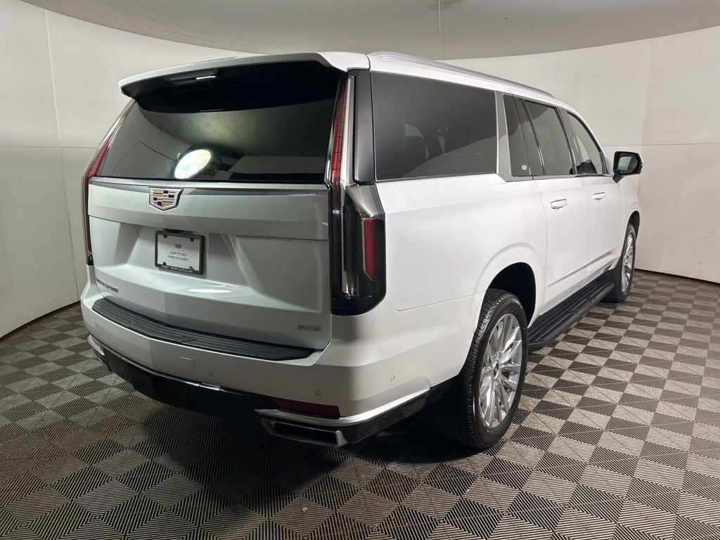 2023 Cadillac Escalade ESV Premium