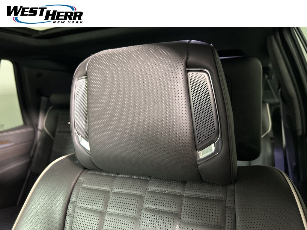 2025 Cadillac Escalade Sport Platinum