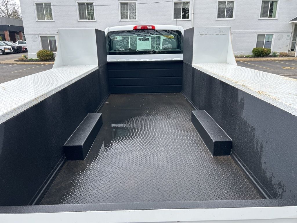 2023 Chevrolet Silverado 4500HD Work Truck