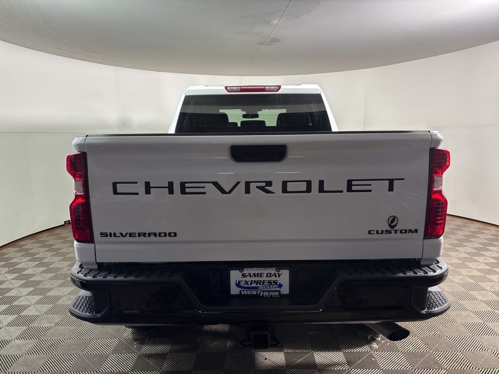 2024 Chevrolet Silverado 2500HD Custom