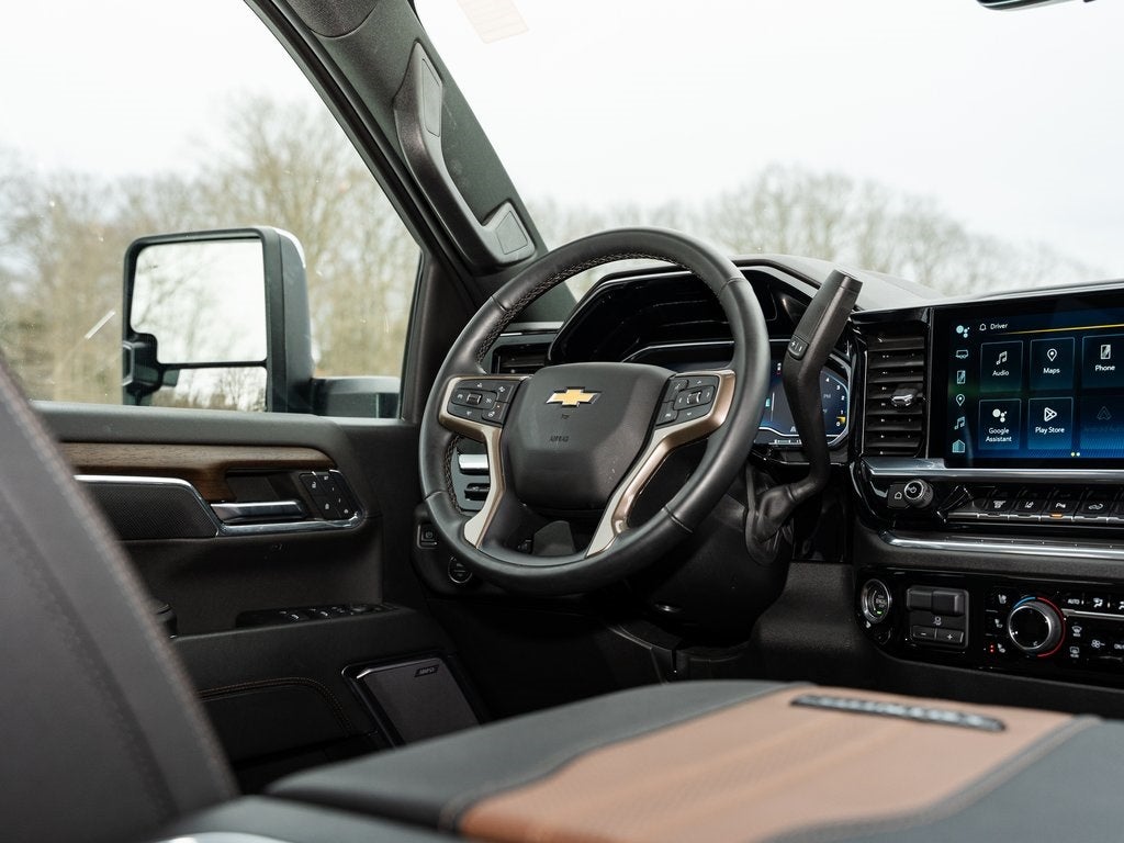 2024 Chevrolet Silverado 3500HD High Country