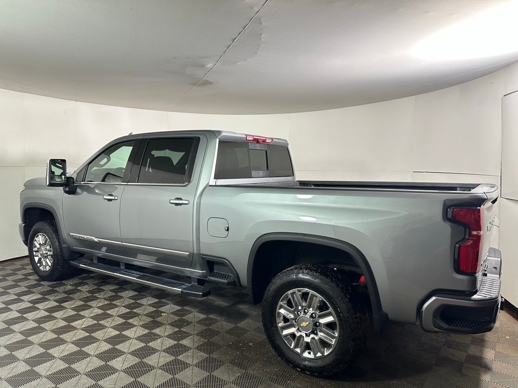 2024 Chevrolet Silverado 3500HD High Country