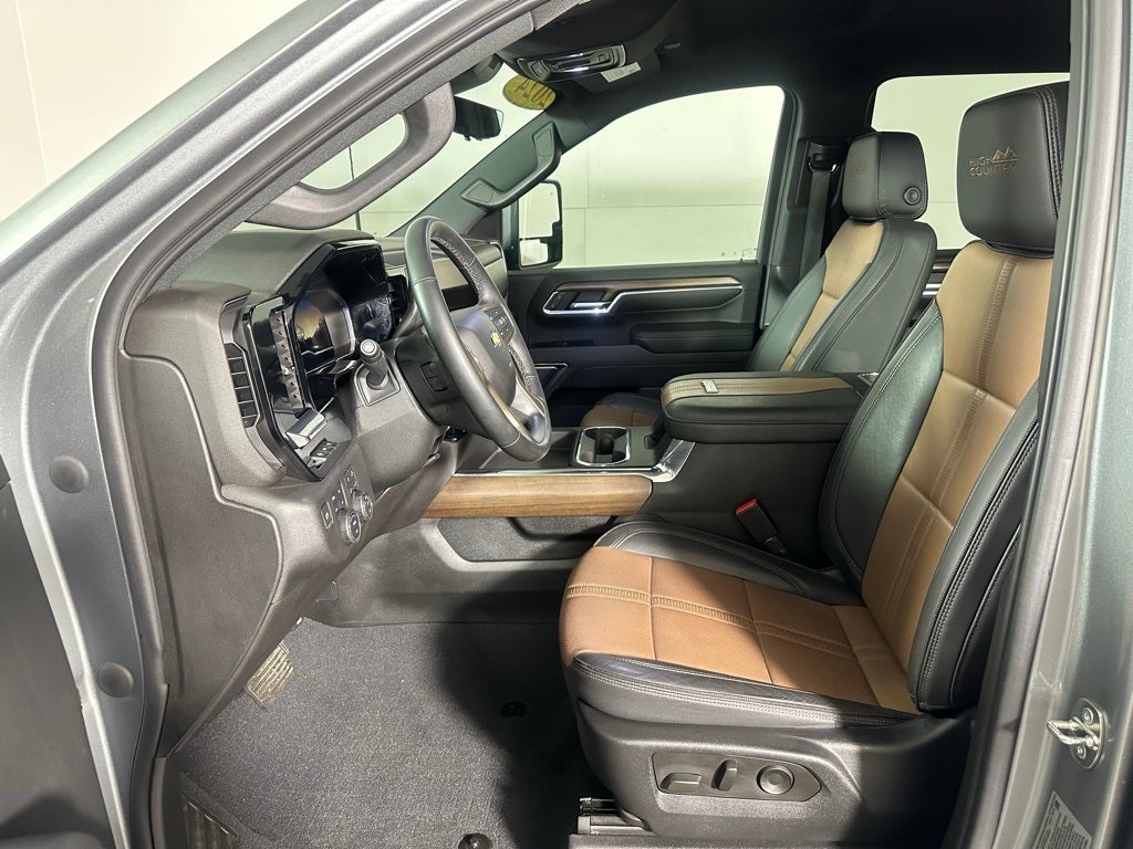 2024 Chevrolet Silverado 3500HD High Country