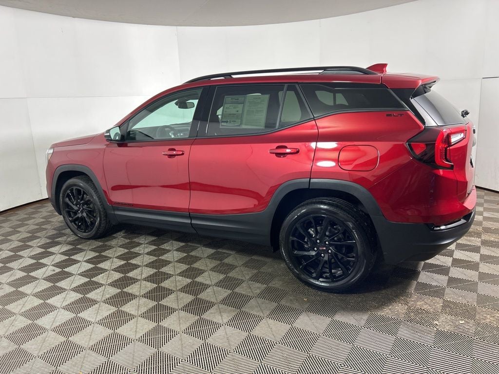 2023 GMC Terrain SLT
