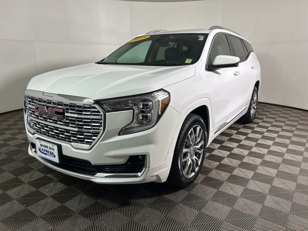 2023 GMC Terrain Denali