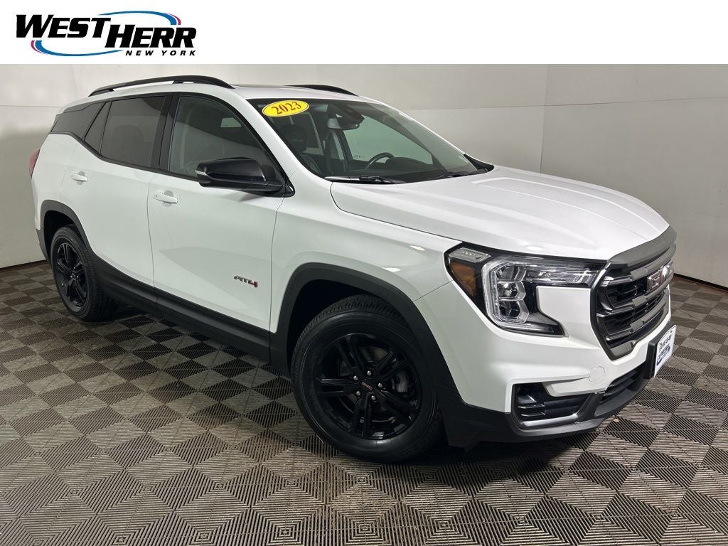 2023 GMC Terrain AT4