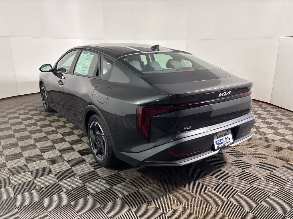 2025 Kia K4 EX
