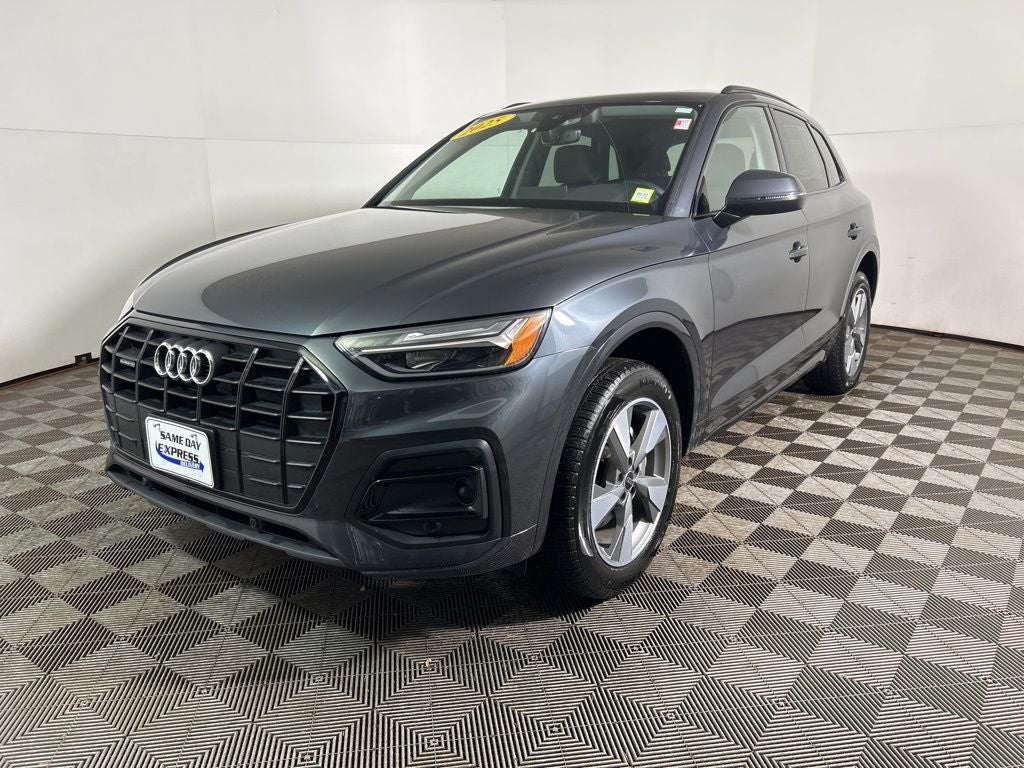 2025 Audi Q5 40 Premium quattro