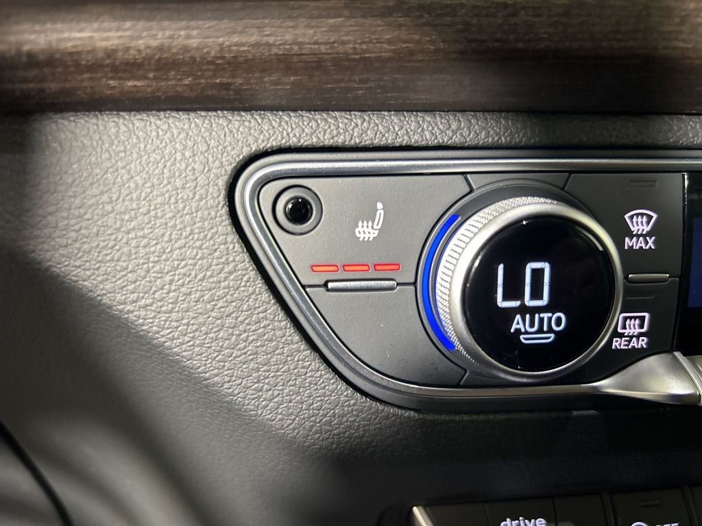 2025 Audi Q5 40 Premium quattro