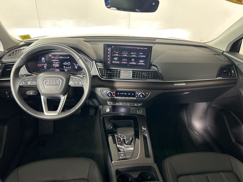 2025 Audi Q5 40 Premium quattro