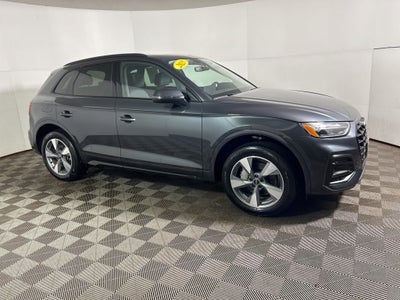 2025 Audi Q5 40 Premium quattro