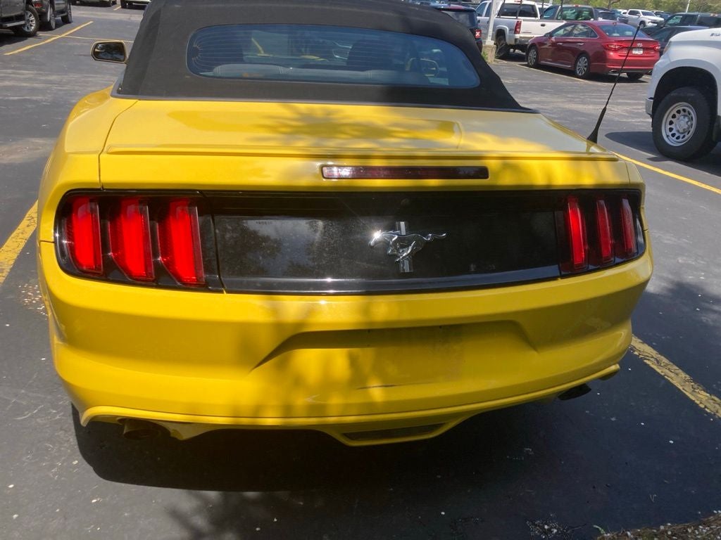 2016 Ford Mustang V6