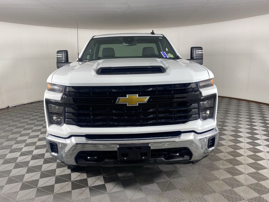2025 Chevrolet Silverado 3500HD Work Truck