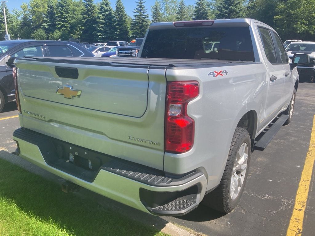 2022 Chevrolet Silverado 1500 Custom