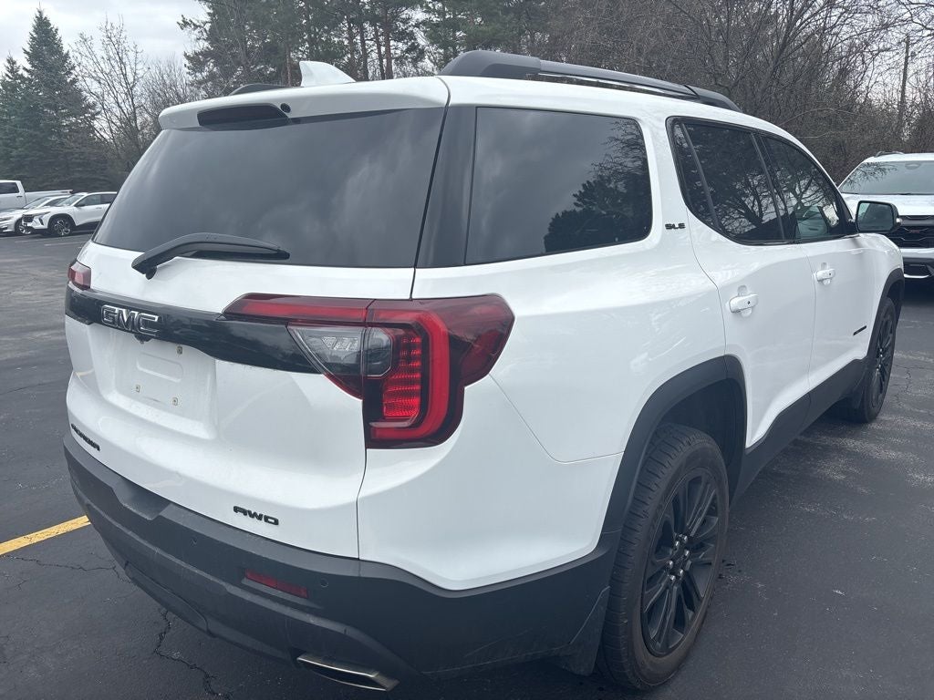 2023 GMC Acadia SLE