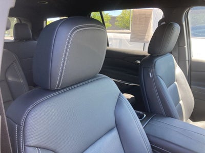 2025 Chevrolet Traverse LT 2LT