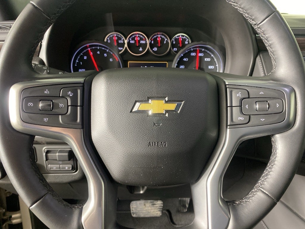 2024 Chevrolet Suburban LS