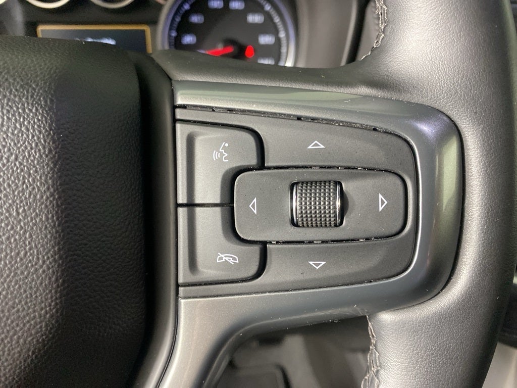 2024 Chevrolet Suburban LS