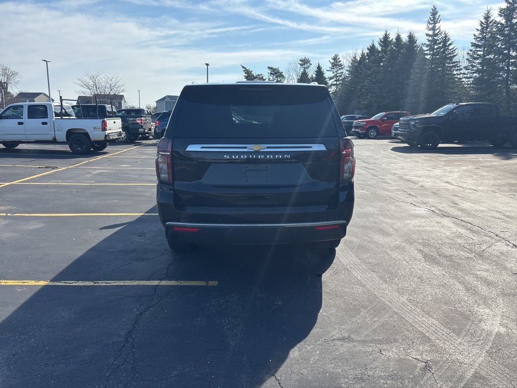 2023 Chevrolet Suburban LS