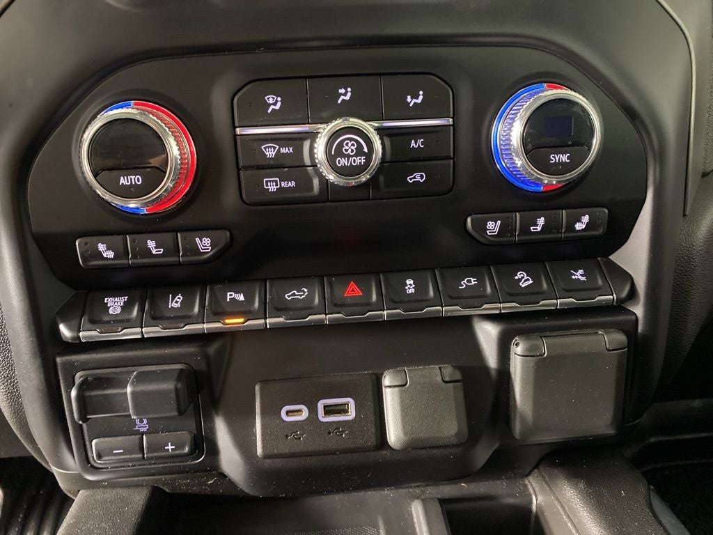 2023 GMC Sierra 3500HD Denali