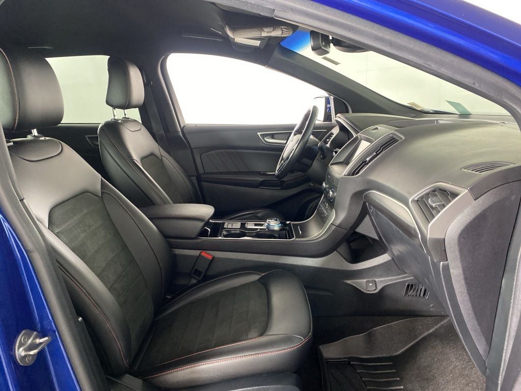 2020 Ford Edge ST Line